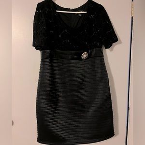 R&M Richards dressy dress